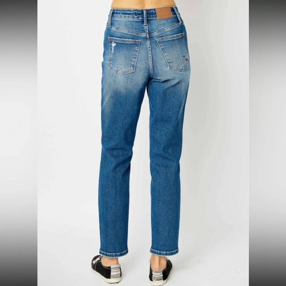 Judy Blue Hi-Rise Queen Of Hearts Boyfriend Jeans Size 1/25 Style #88569 NWT - Picture 2 of 10